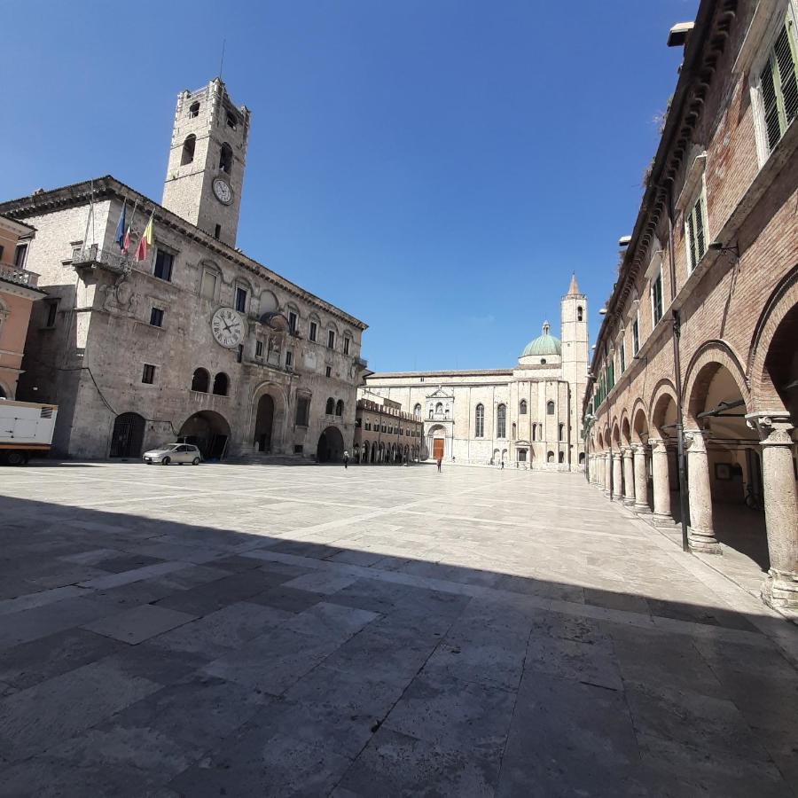 La Chicca In Centro - Centro Storico Ascoli Piceno Διαμέρισμα Εξωτερικό φωτογραφία